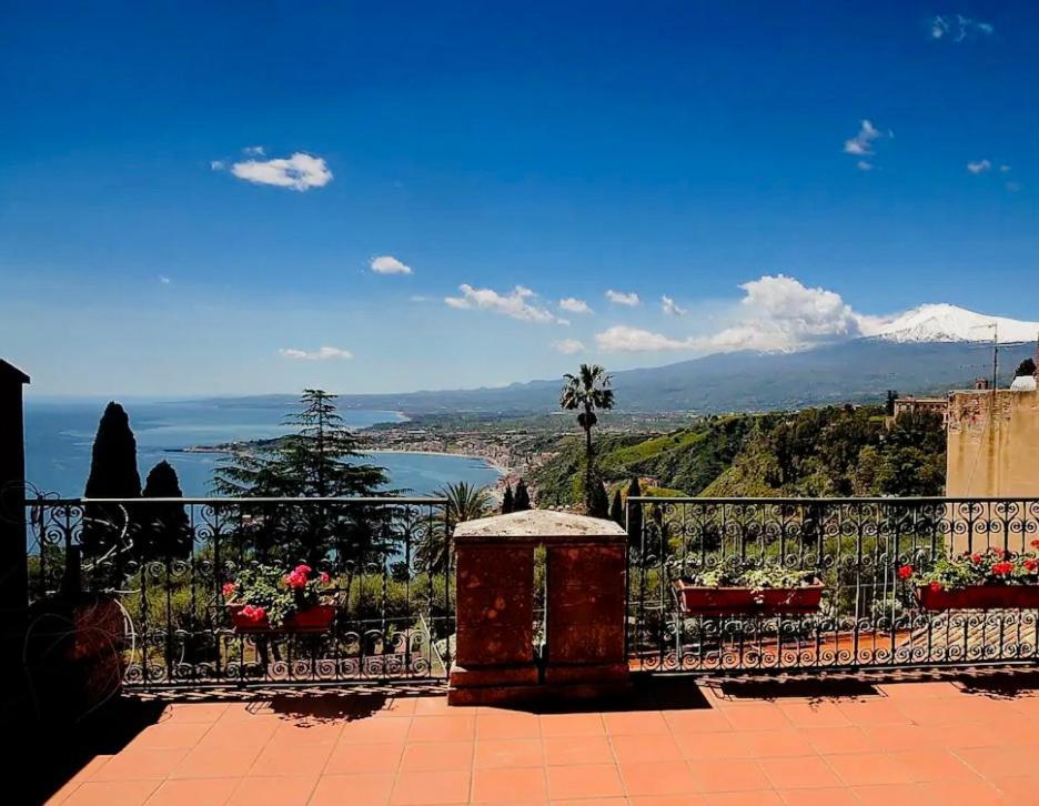 Casa Lionessa Appartement Taormina Buitenkant foto